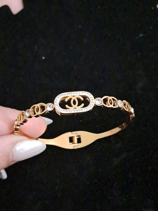 fashion jewlary Jewelry - Gold-Tone Interlocking Logo Bracelet with Crystal Accents
